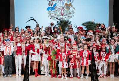 Gruppenfoto auf der Bühne