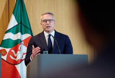 Landesregierung beschließt weitere Entlastungen zur Modernisierung des Staates