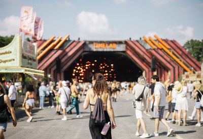 Rundgang auf dem Parookaville Festival am Flughafen Weeze