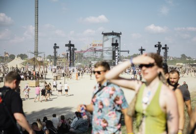 Rundgang auf dem Parookaville Festival am Flughafen Weeze
