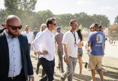Rundgang auf dem Parookaville Festival am Flughafen Weeze