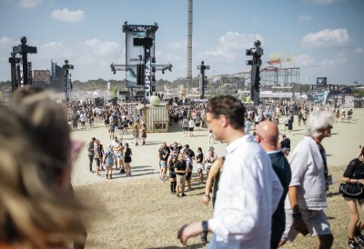 Rundgang auf dem Parookaville Festival am Flughafen Weeze