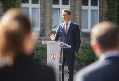 Ministerpräsident Hendrik Wüst empfängt Konsularisches Korps beim Sommerempfang in Warendorf