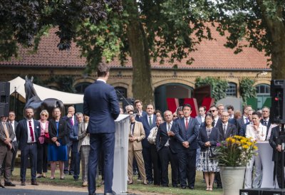 Ministerpräsident Hendrik Wüst empfängt Konsularisches Korps beim Sommerempfang in Warendorf
