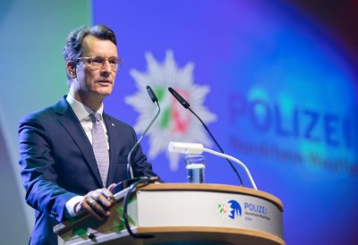 Nachwuchs für die Polizeifamilie: 2.727 Frauen und Männer legen feierlich Diensteid ab