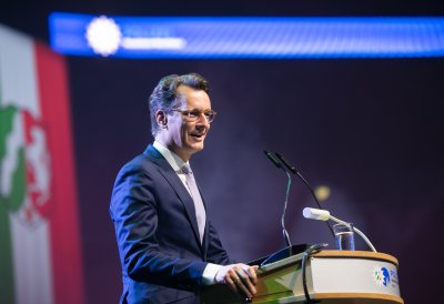 Nachwuchs für die Polizeifamilie: 2.727 Frauen und Männer legen feierlich Diensteid ab