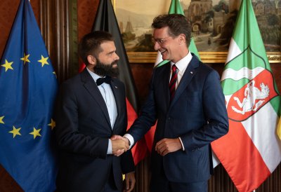 Ministerpräsident Hendrik Wüst empfängt Konsularisches Korps beim Sommerempfang auf Schloss Drachenburg