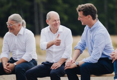 Ministerpräsident Wüst und Bundeskanzler Scholz besuchen gemeinsam den Bürger-Windpark Simmerath