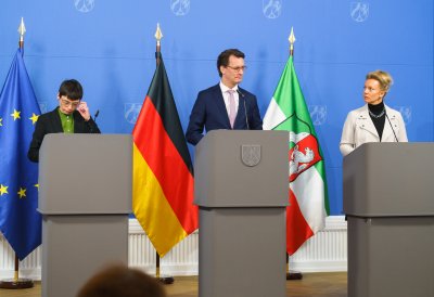 Kabinettpressekonferenz zum Sondervermögen zur Bewältigung der Krisensituation in der Ukraine