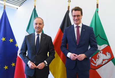 Ministerpräsident Hendrik Wüst trifft den italienischen  Botschafter Armando Varricchio