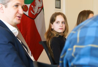 Girls & Boys Day: Schülerinnen und Schüler zu gast bei Ministerpräsident Hendrik Wüst