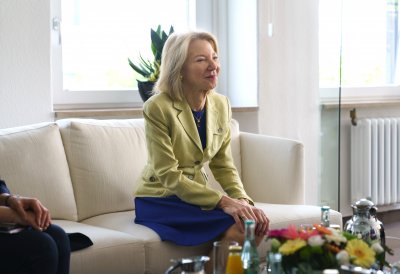 Ministerpräsident Hendrik Wüst empfängt die neue Botschafterin der USA Amy Gutmann