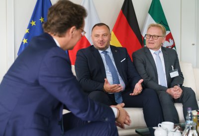 Ministerpräsident Hendrik Wüst empfängt den Marschall der polnischen Woiwodschaft Schlesien
