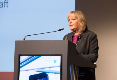 Ministerpräsidentin Hannelore Kraft hält ihre Begrüßungsrede beim Fortschrittskongress NRW am 19. Januar 2017.