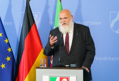 Presse-Briefing zur aktuellen Lage und zu weiteren Maßnahmen der Landesregierung im Zusammenhang mit der Corona-Pandemie