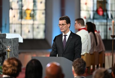 Nordrhein-Westfalen gedenkt am ersten Jahrestag der Hochwasserkatastrophe der Opfer