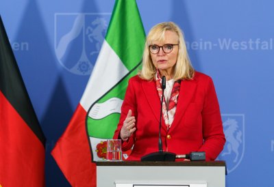 Presse-Briefing zur aktuellen Lage und zu weiteren Maßnahmen der Landesregierung im Zusammenhang mit der Corona-Pandemie