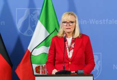 Presse-Briefing zur aktuellen Lage und zu weiteren Maßnahmen der Landesregierung im Zusammenhang mit der Corona-Pandemie