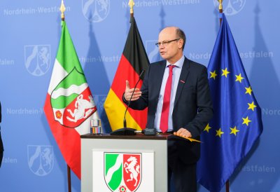 Presse-Briefing zur aktuellen Lage und zu weiteren Maßnahmen der Landesregierung im Zusammenhang mit der Corona-Pandemie