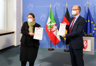 Presse-Briefing zur aktuellen Lage und zu weiteren Maßnahmen der Landesregierung im Zusammenhang mit der Corona-Pandemie