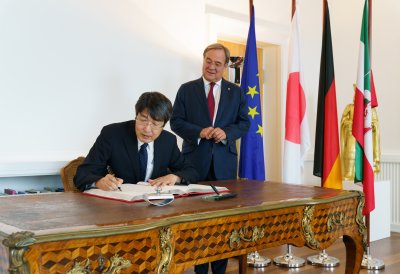 Ministerpräsident Armin Laschet empfängt den Generalkonsul von Japan in Nordrhein-Westfalen