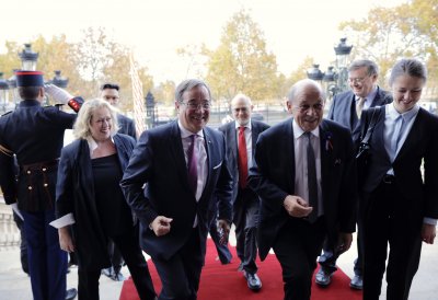 Wirtschaftsforum in Paris