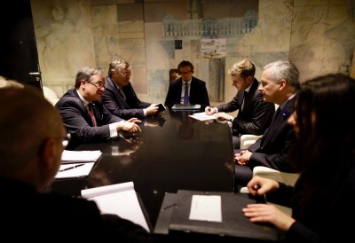 Wirtschaftsforum in Paris