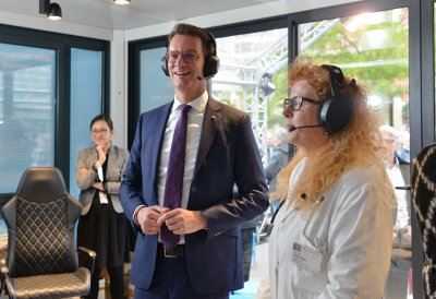 Ministerpräsident Hendrik Wüst nimmt an den Feierlichkeiten zum Tag der Deutschen Einheit in Erfurt teil