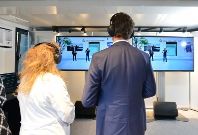 Ministerpräsident Hendrik Wüst nimmt an den Feierlichkeiten zum Tag der Deutschen Einheit in Erfurt teil