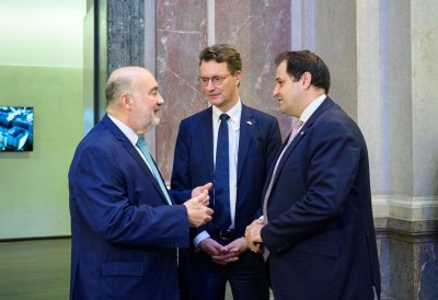 "Deutschland steht fest an der Seite Israels"