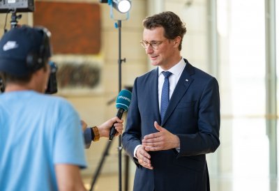 Wahl und Vereidigung von Ministerpräsident Hendrik Wüst