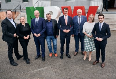 Ministerpräsident Hendrik Wüst dankt Arbeitnehmerinnen und Arbeitnehmern