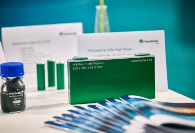 Ministerpräsident Hendrik Wüst übergibt erstes Gebäude der Forschungsfertigung Batteriezelle in Münster