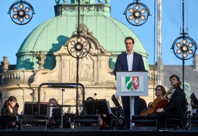 Ministerpräsident Wüst lädt zum Sommerkonzert in den Kurpark Bad Oeynhausen ein