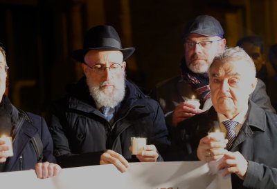 Ministerpräsident Wüst nimmt am Schweigegang zur Kölner Synagoge teil