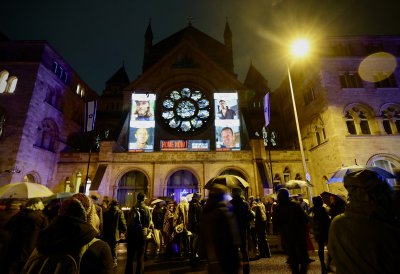 Ministerpräsident Wüst nimmt am Schweigegang zur Kölner Synagoge teil