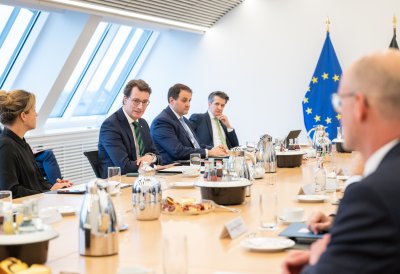 Austausch der Landesregierung mit den Kommunalen Spitzenverbänden zu den aktuellen Herausforderungen