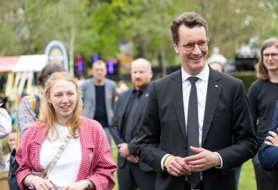 Ministerpräsident Hendrik Wüst nimmt an Feierlichkeiten zum niederländischen Befreiungstag teil