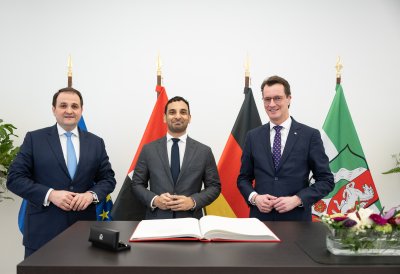 Ministerpräsident Wüst empfängt den Botschafter der Vereinigten Arabischen Emirate Ahmed Alattar