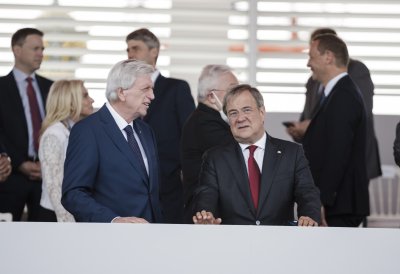 Armin Laschet reist zu Beginn der deutschen EU-Ratspräsidentschaft nach Paris 