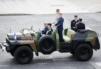Armin Laschet reist zu Beginn der deutschen EU-Ratspräsidentschaft nach Paris 