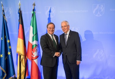 Ministerpräsident Armin Laschet verleiht den Staatspreis 2019 an Prof. Klaus Töpfer