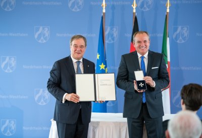 Ministerpräsident Armin Laschet verleiht den Landesverdienstorden an zehn Bürgerinnen und Bürger