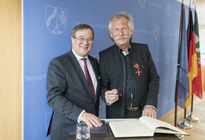 Henning Krautmacher mit dem Bundesverdienstkreuz ausgezeichnet