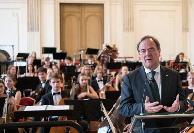 Der Kulturbevollmächtigte Ministerpräsident Armin Laschet besucht Frankreich