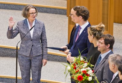 Vereidigung des neuen Landeskabinetts im Landtag Nordrhein-Westfalen