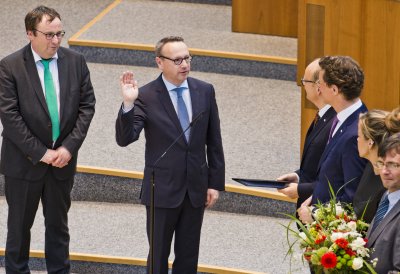 Vereidigung des neuen Landeskabinetts im Landtag Nordrhein-Westfalen