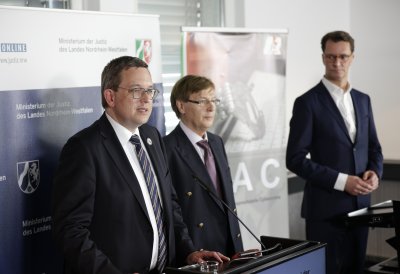 Ministerpräsident Hendrik Wüst dankt Staatsanwältinnen und Staatsanwälten für die innovative Arbeit im Bereich der Bekämpfung von Cyberkriminalität