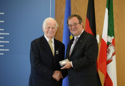 Verleihung des Landesverdienstordens an Ministerpräsident a.D. Professor Dr. Kurt Biedenkopf