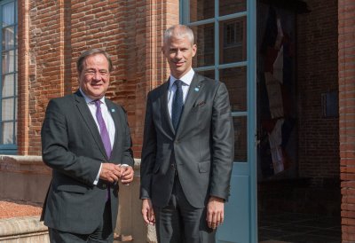 Kulturbevollmächtigter Armin Laschet nimmt am Deutsch-Französischen Ministerrat mit Bundeskanzlerin Angela Merkel und dem französischen Staatspräsidenten Emmanuel Macron in Toulouse teil